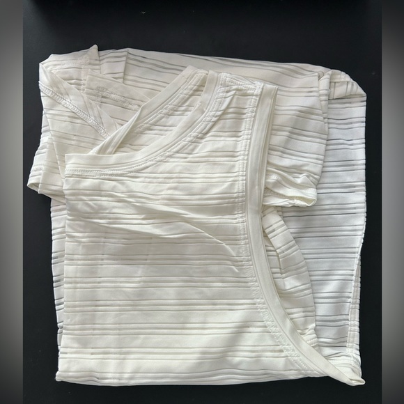 Lululemon Goal Up Tank Top Size 4 - Meet Halfway Twist Tie Open Back White Lycra - Picture 3 of 5